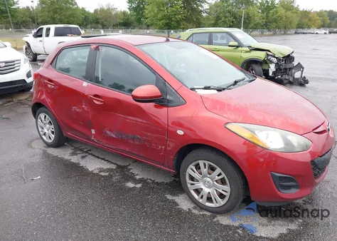 2014 Mazda Mazda2 Sport z USA, uszkodzony, nr VIN JM1DE1KZ2E0182148